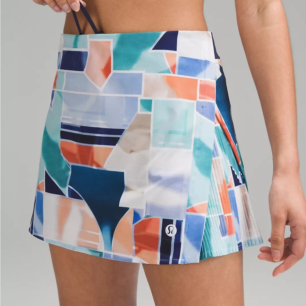 Lululemon NWOT 
Peek Pleat High-Rise Tennis Skirt